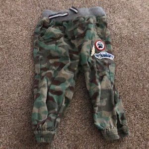 Hanna Andersson Camo Joggers